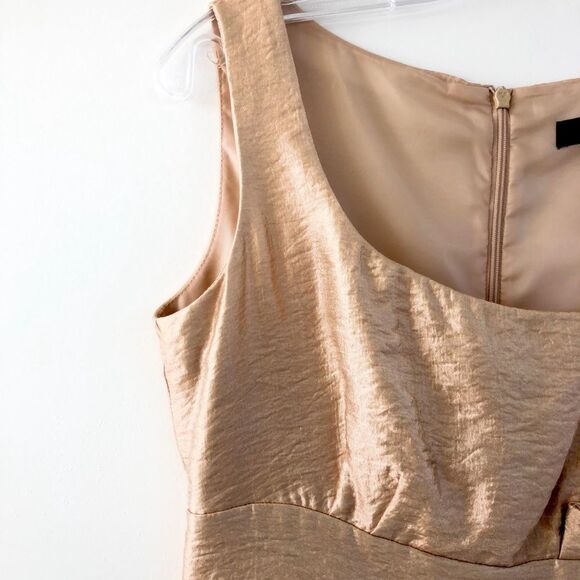 Ellen Tracy Shimmering Gold Draped Front Scoop Neck Tank Party Dress - Picture 6 of 17